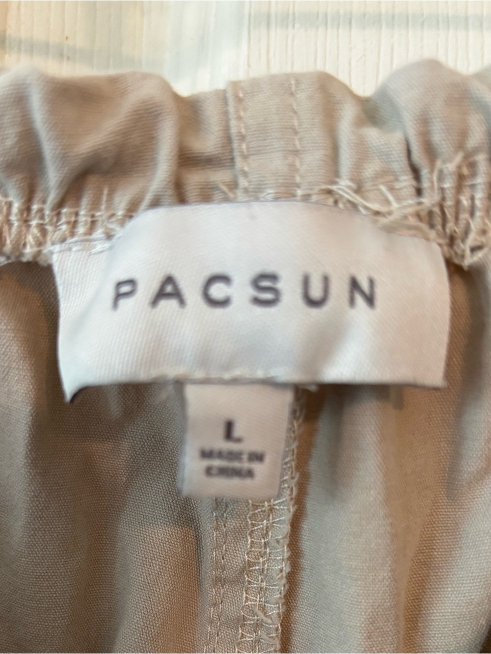 PacSun Beige Wide-Leg Cargo Pants - Picture 4 of 12